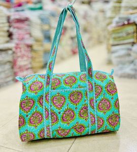 Elite <b>Craft</b> Studio Quilted Cotton Tote <b>Bag</b> Floral Print Shoulder Strap Zipper Closure Large (>50cm) Capacity Shopping Travel - Product Image 3