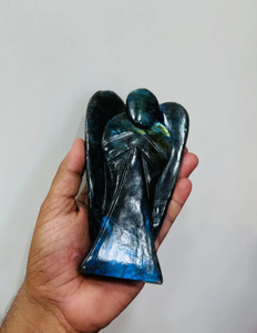 Grand ange en cristal de labradorite éclatant, sculpté à la main, pour la maison et le bureau, ALIF CRYSTAL et AGATE Gujarat - Product Image 3