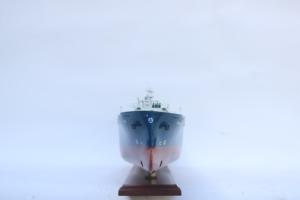 Maquette de navire tanker en bois Maran Gas Achilles faite à la main - Réplique à l'échelle d'un navire de transport de GNL haut de gamme pour la décoration de la maison ou du bureau - Product Image 4