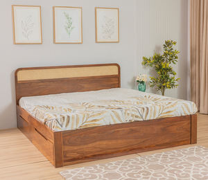 Lit King Size en Bois de Sheesham Indien avec Rangement Latéral, Ensemble de Chambre King Size Abordable, Lit King Size Sculpté à la Main avec Travaux en Rotin, En Promotion - Product Image 1