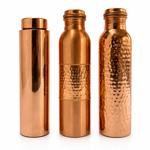Botella de Agua de Cobre Martillado 100% Puro, a Prueba de Fugas, Beneficios Ayurvédicos para la Salud, Diseño sin Costuras, Ecológica, para Deportes y Gimnasio, 1L - Product Image 1
