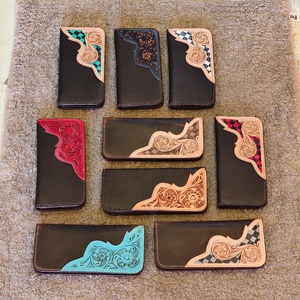 2026 Wholesale New Arrival Venus LeathersWere Women's Floral Decorated <b>Wallet</b> Hand Tooled Leather Credit Card Holder <b>RFID</b> <b>Wallet</b> - Product Image 4