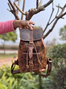 New Unique Designer Crunch Leather <b>Backpack</b> Stylish <b>Multi</b> Uses Bags Hot Sale Real Leather <b>Backpack</b> Wholesale Bulk Product - Product Image 3