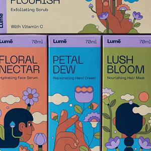 Boîtes cadeaux personnalisées imprimées pour le hydratant et la lotion corporelle Bamaris avec un branding haut de gamme et une finition en papier durable - Product Image 1