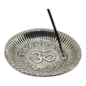 Porta Incienso Redondo de la Mejor Calidad con Símbolo Om y Anís Estrellado, Precios al por Mayor, Exportado Directamente desde India - Product Image 1