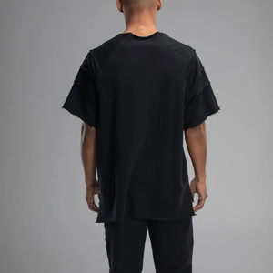 T-shirts Ringer de football imprimés personnalisés pour hommes, coupe ajustée, style streetwear, avec épaules tombantes et design carré, en jersey 100% coton à séchage rapide - Product Image 3