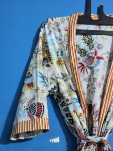 Bata de algodón de verano para mujer, estampado floral, manga larga, largo completo, estilo casual, kimono con cierre de cordón, ligera y suave, para la playa - Product Image 4
