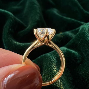Anillo de Compromiso y Boda Solitario con Corte Floral, Diamante Cultivado en Laboratorio de 2 Quilates, Oro de 14K con Baño de Rodio, Lujoso para Mujer - Product Image 1