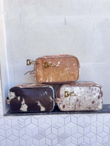 Nouveau concepteur en cuir repoussé à la main organisateur de toilette Kit de rasage homme femmes voyage sacs à cosmétiques sacs de maquillage en cuir de vachette - Product Image 5