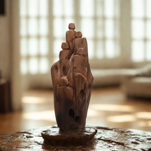 Escultura Artesanal Tradicional de Madera de la Sagrada Familia de Belén, Sostenible, para Decoración Navideña del Hogar - Product Image 5