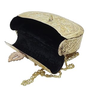 Sac à main en laiton classique fait main, élégant et économique, personnalisable pour femme, idéal pour les fêtes, les mariages et les occasions spéciales M/S SHAAD - Product Image 3