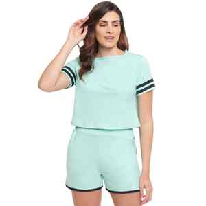 Conjunto de Verano para Mujer de Alta Calidad con Top de Manga Corta en Tejido Waffle y Detalle de Borde Festoneado - Product Image 1