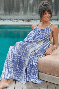 Robe maxi en coton tie-dye bleu et blanc pour femmes, style bohème, sans manches, décontractée, plage, vacances d'été - Product Image 2