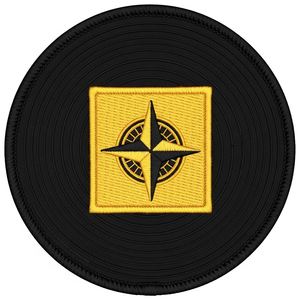 Parche Bordado Termoadhesivo de Estrella y Compás de Regalia Masónica, Insignia de Círculo Negro para Ropa, Trajes, Chaquetas, Uniformes y Equipamiento de Masón - Product Image 1