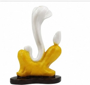 Sculpture en céramique blanche de Ganesh, figurine animale faite à la main, décoration de table contemporaine de luxe pour la maison, le bureau et le salon - Product Image 6
