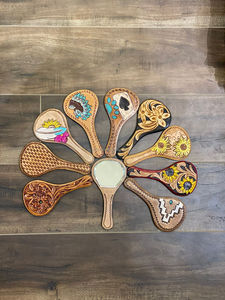 Exquisito diseño de cactus, espejos de bolsillo de mano personalizados de cuero, espejos de diseñador personalizados en tarifas al por mayor - Product Image 2