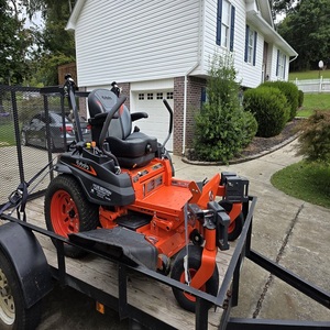 เครื่องตัดหญ้าแบบนั่งขับ Kubota Z452 รุ่นขายดีที่สุด สำหรับงานพาณิชย์ ระบบขับเคลื่อน 4 ล้อ ขนาดเล็ก เหมาะสำหรับสวน  ใบมีด 40T ขนาด 230 มม. - Product Image 4