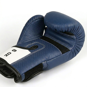 Gants de boxe pour enfants 6oz pour l'entraînement, gants de frappe perforés pour jeunes, gants de boxe junior, équipement d'arts martiaux pour enfants, marque privée - Product Image 4