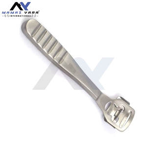 Râpe à pieds de haute qualité pour éliminer les callosités, avec manche en acier inoxydable, pour des pieds lisses et doux - Product Image 2