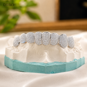 Parrilla Dental de Diamantes Moissanite de Alta Calidad, Joyería Dental Personalizada con Piedras VVS1 para Hombres y Mujeres Disponible - Product Image 1