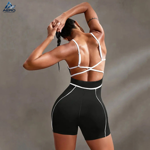 Body Deportivo Negro de Alta Elasticidad para Mujer, Sin Mangas, con Tirantes Cruzados y Detalles Blancos, Cómodo y con Soporte para Yoga - Product Image 5