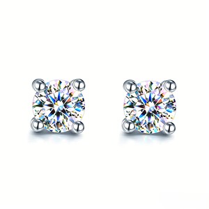 Orecchini Super Scintillanti con Zirconi <span class=keywords><strong>a</strong></span> Quattro Punte, Design Cielo Stellato, per Uomo e Donna, Modello Semplice con Otto Cuori e Otto Frecce - Product Image 1