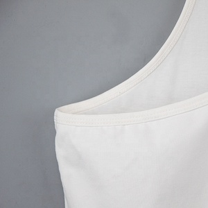 Camiseta sin mangas blanca para gimnasio de poliéster con estampado animal transpirable personalizada para hombre, diseño y tamaño totalmente personalizados - Product Image 4