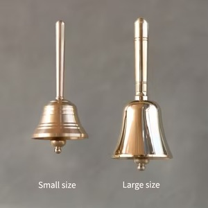 Campana de Metal de Latón Antigua Hecha a Mano, Campana Colgante de Estilo Vintage para Decoración del Hogar, Campana de Metal de Latón Tradicional con Sonido Fuerte - Product Image 5