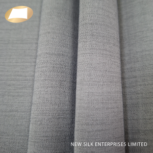 Tissu sergé tissé en 96 % polyester et 4 % élasthanne, avec une belle poignée, très demandé pour les pantalons - Product Image 3