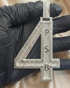 Colgante de Lujo con Letras y Números Personalizados, Plata de Ley 925, Moissanita VVS, Estilo Hip Hop - Product Image 1