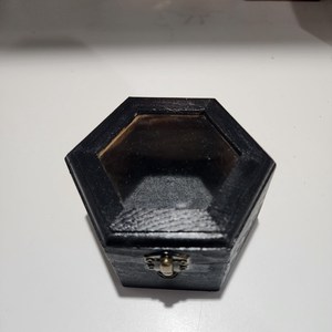Low Cost Rustic Wooden <b>Keepsake</b> <b>Box</b> for Personal <b>Memories</b>, Wedding Gifts, Jewelry and Precious Items with Elegant Handcrafted - Product Image 2