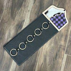 Porte-écharpe en cuir de vachette de haute qualité 2025, fait à la main, avec motif à carreaux, organisateur et accessoire de décoration de style western - Product Image 5