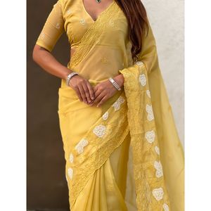 Sari de Seda Satén Chanda Kora Puro con Bordado Floral, Apliques y Borde Calado, Mangas Tres Cuartos - Product Image 1