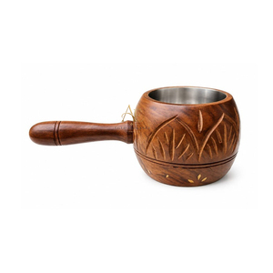 Quemador de Incienso Redondo de Madera Rústico con Asa, Patrones de Hojas Talladas y Revestimiento Metálico Duradero, Accesorio Moderno para Escritorio - Product Image 1