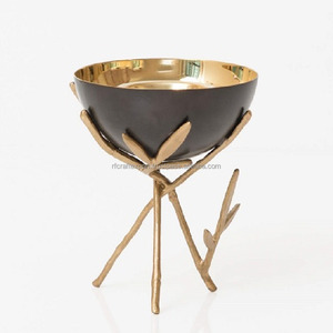 Brûleur d'encens en bois incrusté de laiton en bois fait à la main Loban et Bakhoor Brûleur en métal Brûleur en laiton d'Inde par RF Crafts - Product Image 5