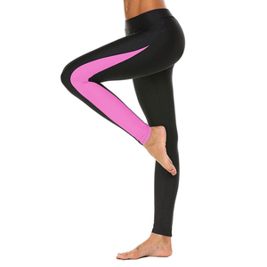Leggings negros de cintura alta y largo completo con rayas laterales rosas, leggings deportivos de punto elástico para mujer, ahora disponibles para la venta. - Product Image 2