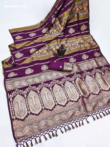 Sari Banarasi Khadi Georgette de qualité supérieure avec motif tissé intégral et pallu riche en broderie Zari - Fournisseur indien - Product Image 3