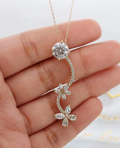Collier pendentif pour femme plaqué or 18 carats avec zircons cubiques taille marquise et taille poire, serti en canal, classique pour le quotidien - Product Image 3