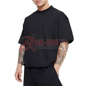 <b>Oversized</b> Crop Boxy <b>T</b>-<b>shirt</b> 100% Cotton Men Custom logo Streetwear Luxury Quality Drop Shoulder <b>Plain</b> Crop <b>t</b> <b>Shirt</b> for Men - Product Image 2