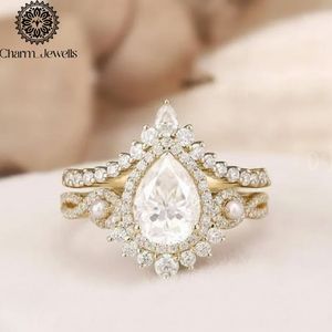 Bague de Fiançailles et d'Éternité Classique pour Femme Charm_Jewells en Argent Plaqué Or Rose 18K avec Moissanite Taille Coussin et Sertissage à Griffes IGI - Product Image 3