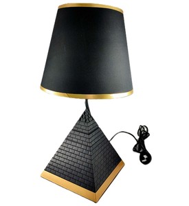 PYRAMID-<b>SHAPED</b> <b>TABLE</b> LAMP - Product Image 1
