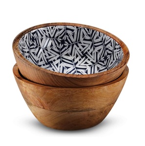 Bol artisanal en bois non traité, design Wabi Sabi, pour servir les aliments, idéal pour les salades, les légumes, les fruits, parfait pour la table à manger, parfait pour offrir en cadeau. - Product Image 6