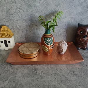 Bandejas decorativas rectangulares de cobre con acabado martillado, estilo abstracto, plato decorativo de metal, decoración para mesa de comedor y cocina - Product Image 5