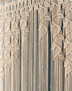 ม่านประตูมาคราเม่สไตล์โบฮีเมียนสุดหรู ทำจากเชือกฝ้ายพรีเมียม ทอเป็นผ้าม่านแขวนกั้นห้อง สำหรับตกแต่งบ้าน โรงแรม คาเฟ่ งานแต่งงาน - Product Image 3