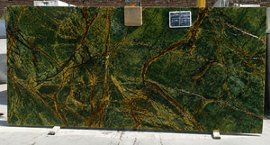 Dalle de marbre Rain Forest polie, vert et brun veiné, pour la décoration murale de cuisine, salle de bain, villa, hôtel - Product Image 1