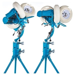 Máquina de lanzamiento de béisbol con ruedas y panel de control digital disponible a un precio asequible en EE. UU. - Product Image 5