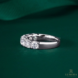 Bague en diamant rond de 3,0 mm disponible en or 9k, 10k, 14k, 18k, bijoux fins minimalistes pour fiançailles, mariage ou cadeau spécial - Product Image 2