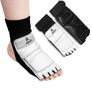 Protège-pieds de Taekwondo en cuir, design uni, rembourrage doux, légers, écologiques, faciles à porter, pour l'entraînement quotidien - Product Image 1