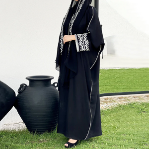 Robe Abaya Kimono Classique Chic en Mousseline Respirante Écologique pour Femme, Manches Longues et Coupe Ample - Product Image 3