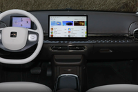 Yiwei 3 JAC nouvelle énergie véhicules électriques 5 places Mini voiture haute vitesse 405km nouvelle énergie Auto véhicule électrique berline JAC Yiwei 3